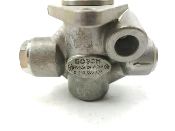 pompa-paliwa-0-440-008-982-jakosc-czesci-zgodnie-z-gvo-q-oryginal-z-logo-producenta-czesci-oem-oes