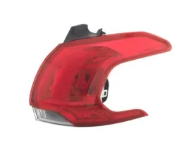 lampa-zespolonych-swiatel-tylnych-045177