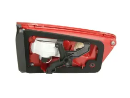 lampa-zespolonych-swiatel-tylnych-106087220