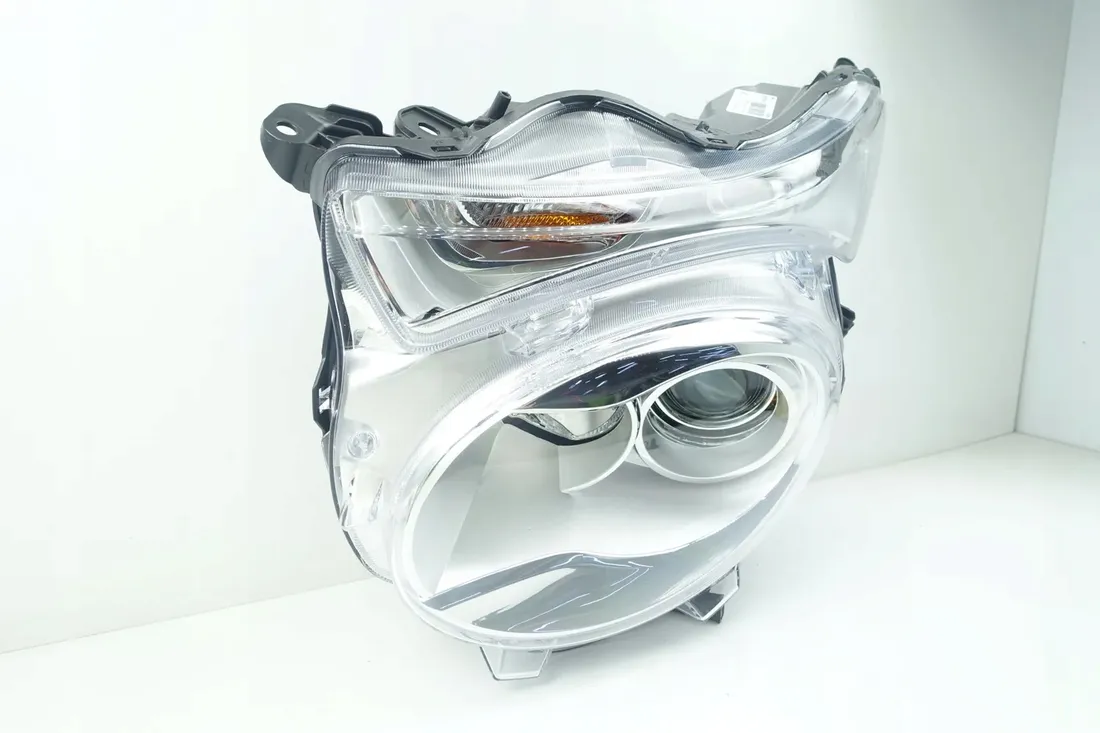 reflektor-swiatel-przednich-045436-stan-nowy