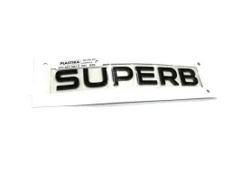oryginalny-emblemat-znaczek-napis-skoda-superb-iv-czarny