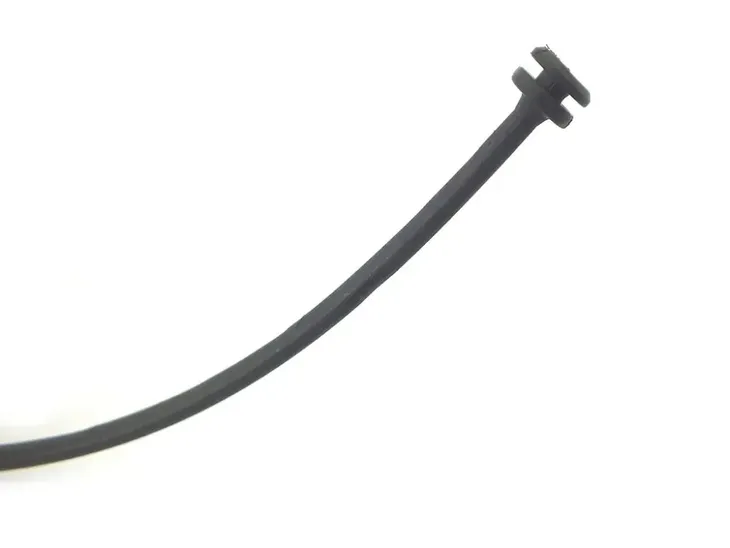 korek-wlewu-paliwa-bmw-e81-e82-e87-e88-e46-e90-e91-e92-e93-e39-e60-e61-e63-jakosc-czesci-zgodnie-z-gvo-o-oryginal-z-logo-producenta-samochodu-oe