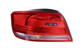 lampa-zespolonych-swiatel-tylnych-104805030