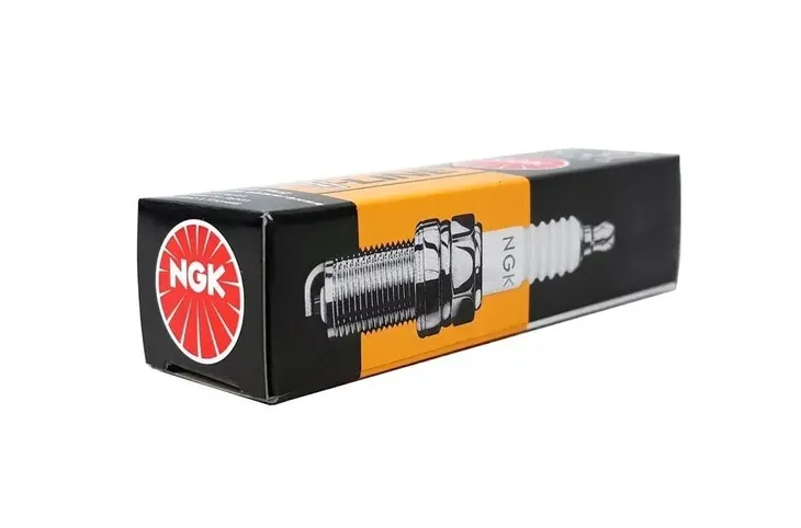 swieca-zaplonowa-5598-stan-nowy-dlugosc-gwintu-175-mm