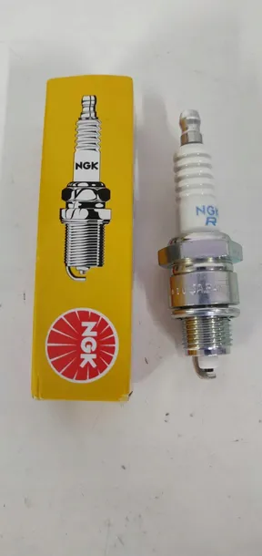 swieca-zaplonowa-7823-rozmiar-klucza-208-mm