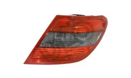lampa-zespolonych-swiatel-tylnych-141036008