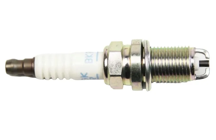 swieca-zaplonowa-6895-producent-czesci-ngk