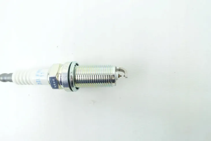 swieca-zaplonowa-92491-rozmiar-klucza-16-mm