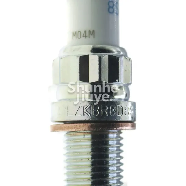 swieca-zaplonowa-97506-stan-nowy-srednica-gwintu-12-mm