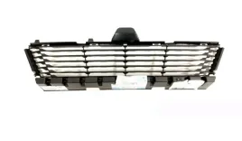 kratka-srodkowa-zderzaka-bmw-6-f06-gran-coupe-51117304057