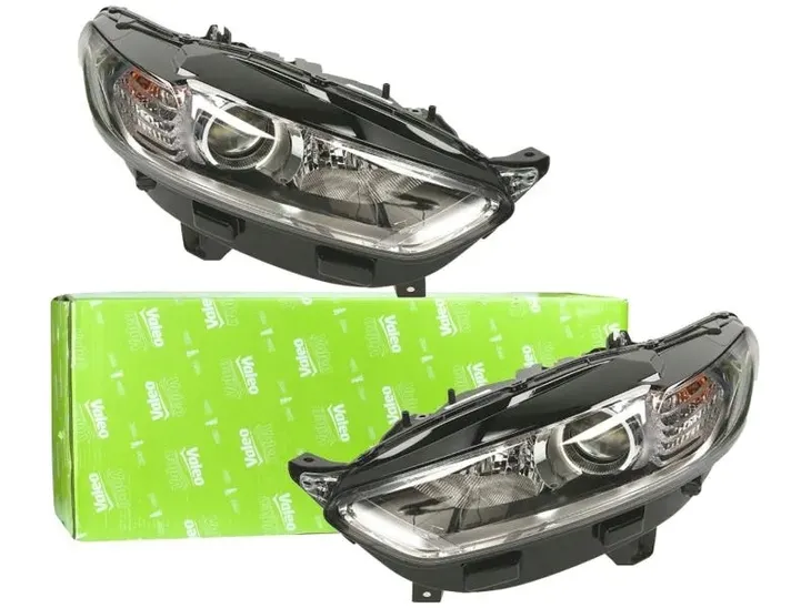 reflektor-swiatel-przednich-046614-numer-katalogowy-oryginalu-ford-1819658-ford-2140201-ford-2284965-ford-5283611-ford-ds7313w030ae