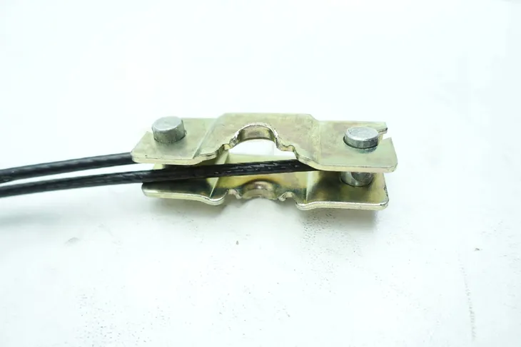 linka-hamulca-postojowego-24-3727-0465-2-numer-katalogowy-czesci-24-3727-0465-2