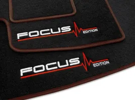 dywaniki-welurowe-ford-focus-mk2-2004-2011-4x-focus-edition