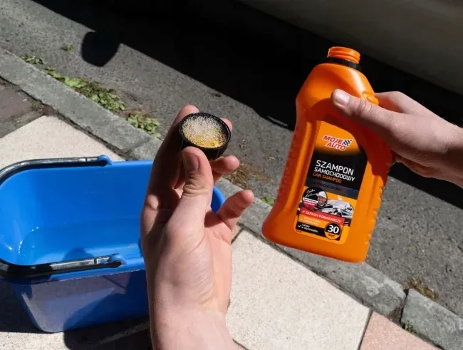 szampon-samochodowy-19-029-pojemnosc-opakowania-1000-ml