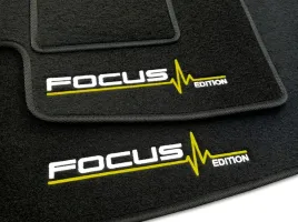 dywaniki-welurowe-ford-focus-mk4-2018-4x-focus-edition