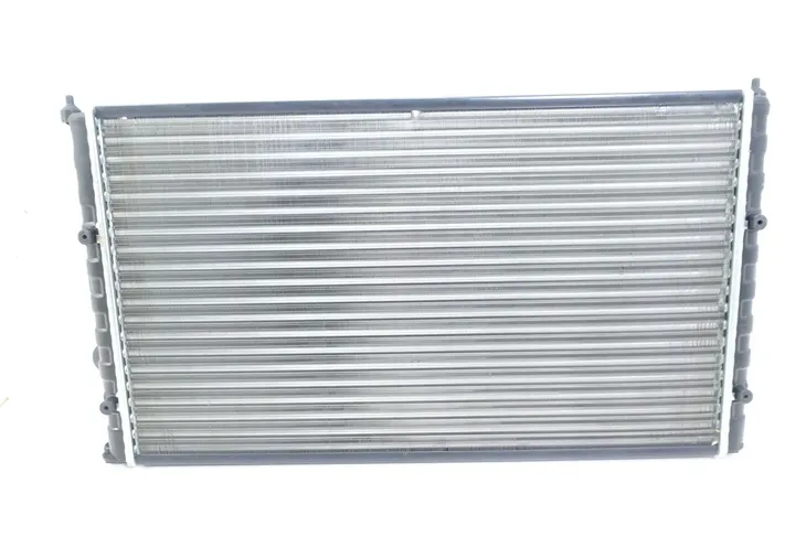 chlodnica-silnika-50232-stan-nowy-waga-produktu-10-kg