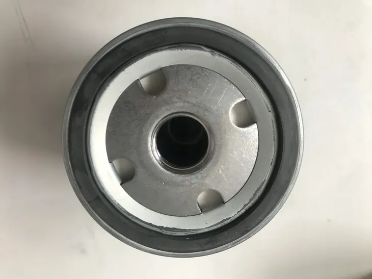 filtr-oleju-w-712-4-producent-czesci-mann-filter