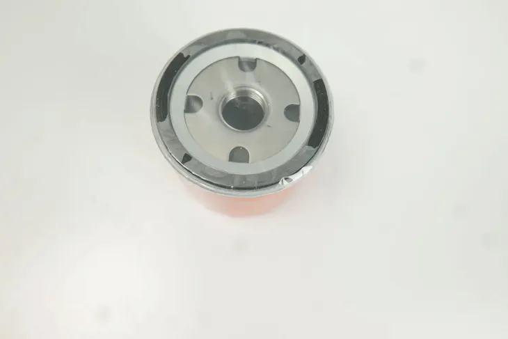 filtr-oleju-w-714-4-rodzaj-filtra-oleju-przykrecany