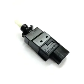 czujnik-wlacznik-swiatla-stop-mercedes-w636-w639-a0015459609