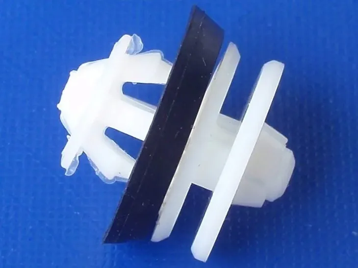 spinka-tapicerska-rom-1-typ-samochodu-samochody-osobowe