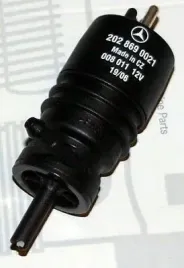 pompka-plynu-spryskiwaczy-mercedes-w114-w115-w116