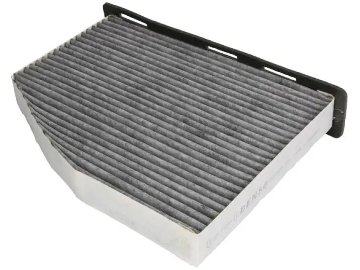 filtr-kabiny-dcf052k