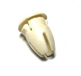 spinka-kolek-mocowanie-progu-mercedes-wiele-modeli-a0019887681