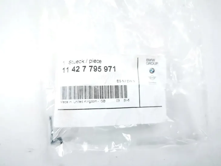 przewod-oleju-turbosprezarki-bmw-3-e90-e91-e92-strona-zabudowy-przod