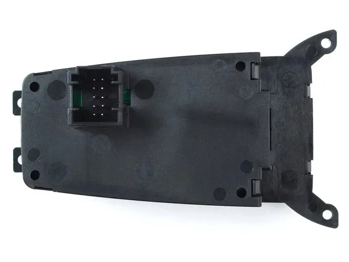 wlacznik-hamulca-postojowego-bmw-x5-x6-e70-e71-producent-czesci-bmw-oe