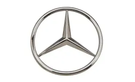 gwiazda-emblemat-na-klape-mercedes-w219-cls-nowy