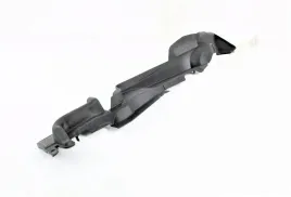 nakladka-oslona-wewnetrzna-blotnika-audi-a4-2016-8w0821169c