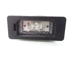 oswietlenie-tablicy-rejestracyjnej-bmw-g31-g38-oe