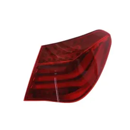 lampa-zespolonych-swiatel-tylnych