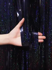 kurtyna-dekoracyjna-czarna-brokatowa-zaslona-imprezowa-urodziny-party