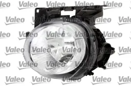 reflektor-swiatel-przednich-044971