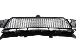 kratka-w-zderzak-mercedes-w176-amg-a1768850922