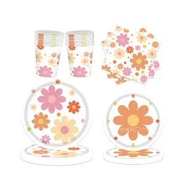 talerze-kubki-kubeczki-jednorazowe-serwetki-papierowe-stokrotka-urodziny