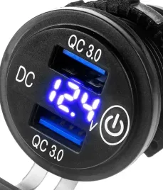 2-x-motocyklowe-gniazdo-12v-2x-usb-qc3-0-woltomierz-36w-ip54-led