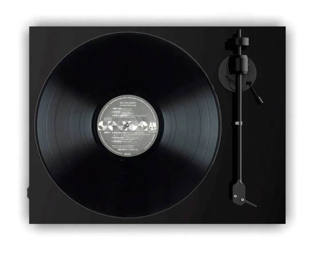 gramofon-pro-ject-e1-at3600l-pb-czarny-stan-nowy