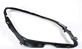 uszczelka-lampy-przod-mercedes-w204-prawa-nowa