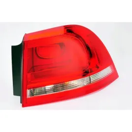 lampa-zespolonych-swiatel-tylnych-044258