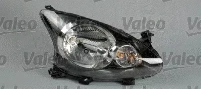 reflektor-swiatel-przednich-043008