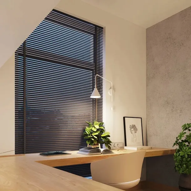 kinkiet-z-wylacznikiem-na-wysiegniku-na-sciane-nox-bialy-sollux-sl-1696