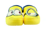crocs-funlab-despicable-me-3-clog-yellow-275