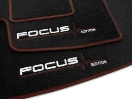 dywaniki-welurowe-ford-focus-mk4-2018-4x-focus-edition