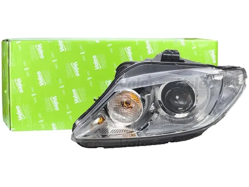 reflektor-swiatel-przednich-043924