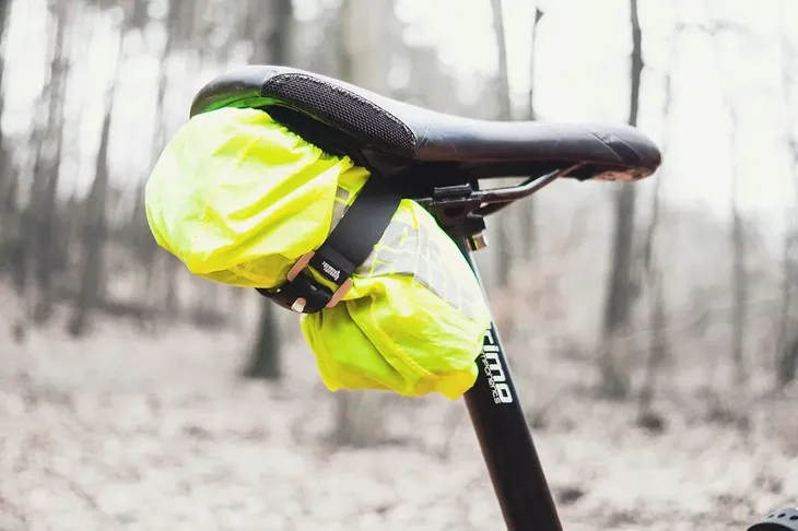 pasek-mocujacy-na-rower-jack-pack-jackstrap-50cm-kolor-czarny