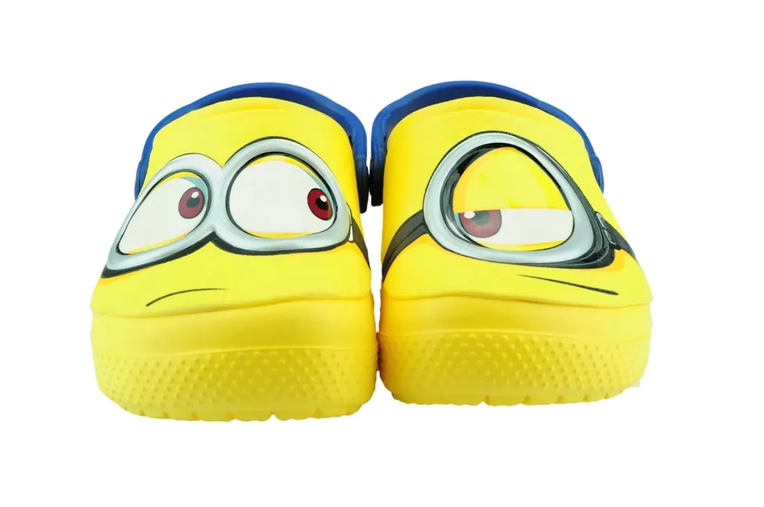 crocs-funlab-despicable-me-3-clog-yellow-255