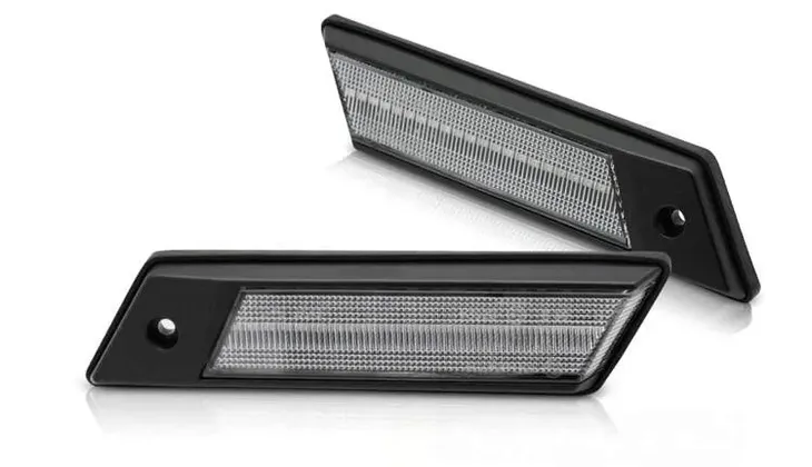 kierunkowskazy-boczne-led-do-bmw-e30-e28-e24-e23-jakosc-czesci-zgodnie-z-gvo-p-zamiennik-o-jakosci-porownywalnej-do-oryginalu