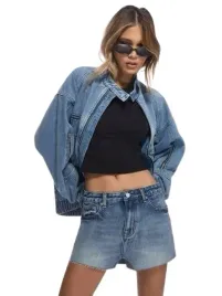 missguided-krotkie-jeansowe-spodenki-damskie-z-surowym-obszyciem-29-1db